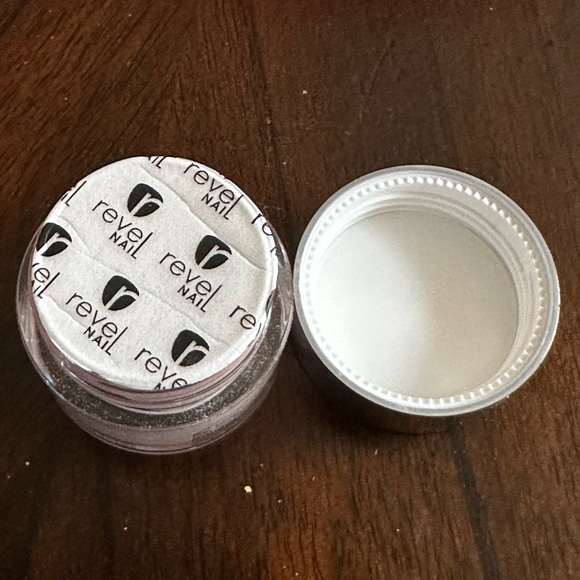 Revel Nail DOR19-12 DIP POWDER 0.5 oz - Picture 4 of 4